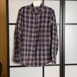 Casual Plaid Button down shirt